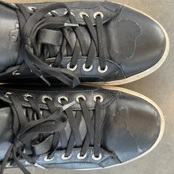 FLO Ayakkabı FLO'dan Nine West Hakiki Deri Ayakkabıda Kusurlu Deri Sorunu