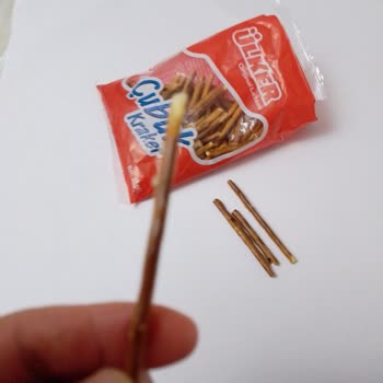 Ülker Yanık Çubuk Kraker Skandalı