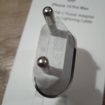 iPhone Şarj Cihazı