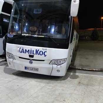 Kamil Koç Otobüsün Yan Yatarak Gitmesi