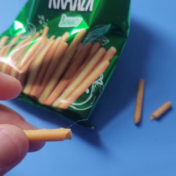 BİM Krakere Bağlı Kıl