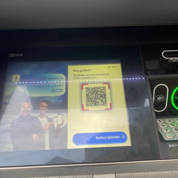 İş Bankası ATM'sinde Yatırma Hatası!