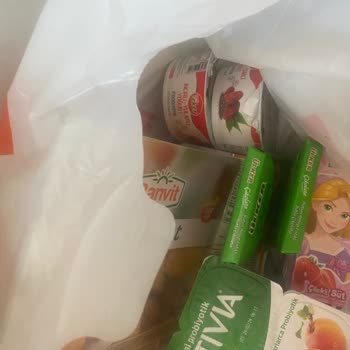 Migros Hemen Kimse İlgilenmiyor