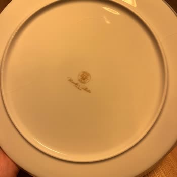 Korkmaz Mutfak Eşyaları Korkmaz Çatlayan Tabaklarının Arkasında Durmuyor!