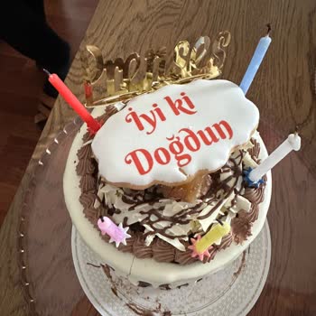 Pelit Pastanesi Tadı Bozuk Pasta