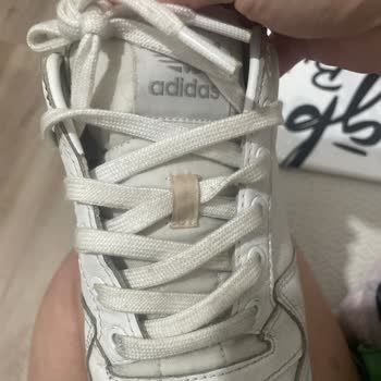 adidas SuperStep Satışını Yaptığı Üretim Kaynaklı Ürünlere Çözüm Sunmuyor!