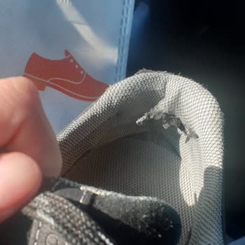 FLO Mağazaları Ve Müşteri Mağduriyeti