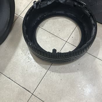 Peugeot Marka Aracımın Michelin Marka Lastikleri Parçalanması