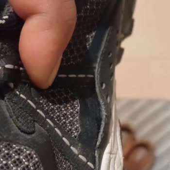 Skechers 4 Aylık Ayakkabı Yırtıldı