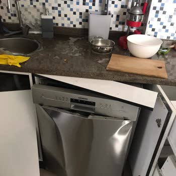 Aygaz Tüp Gaz Sıkışmasından Dolayı Patlama