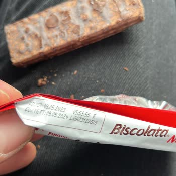 Biscolata Son Kullanma Tarihine Rağmen Bozuk Ve Küflü Çıkması
