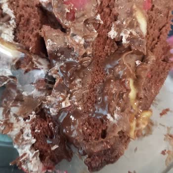 Akdo Pastaneleri Umursamazlığı Ve Sağlıksız Ürün Satması