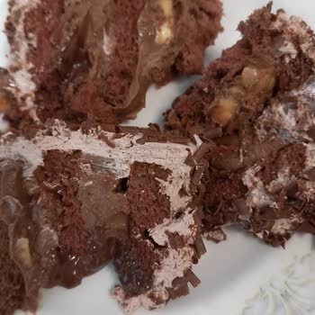 Akdo Pastaneleri Umursamazlığı Ve Sağlıksız Ürün Satması