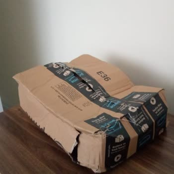 AGT Kurye (aynigunteslim.com) Amazon'dan Kaybolan Kargo Ve İlgisiz Müşteri Hizmetleri