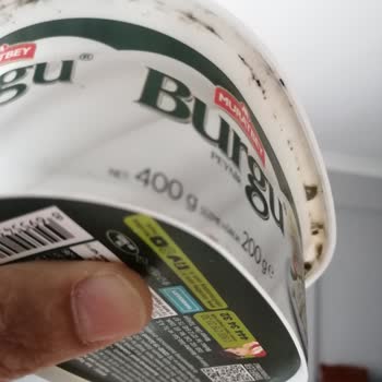 Hakmar Marketten Aldığım Muratbey Burgu Peyniri Küflü Çıktı.