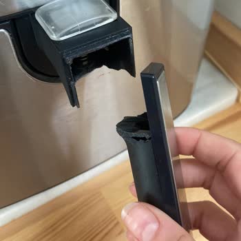 Electrolux Airfryer Sepet Kolu Kırılması