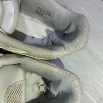 Sport In Street Ayakkabı İçi Yırtılması