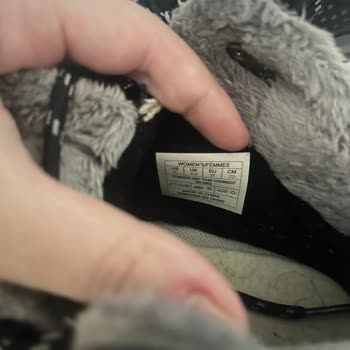 The North Face Bot Parçalandı Geri Dönüş Alamıyorum