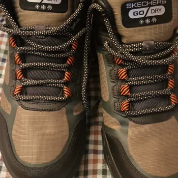 Waterproof Bot Hayal Kırıklığı - Boyner Ve Skechers