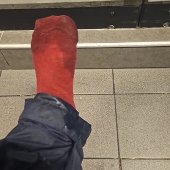 Waterproof Bot Hayal Kırıklığı - Boyner Ve Skechers