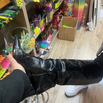 Nişantaşı Shoes Bir Ayda Tabanı Çıkan Çizme Hayal Kırıklığı
