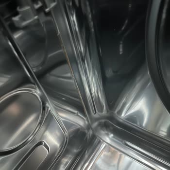 Samsung Bulaşık Makinesi Paslanma