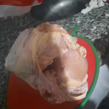 Şok Market Badi Marka Temizlenmemiş Piliç