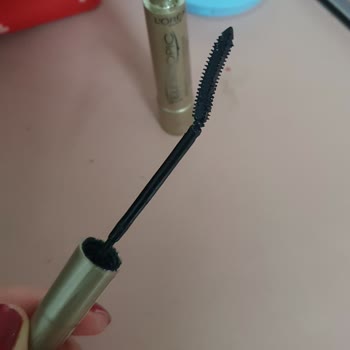 Loreal Paris Telescopic Maskara Kusurlu Ürün Nedeniyle Mağdurum!