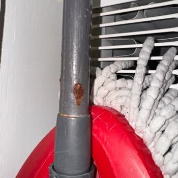 Vileda Turbo Pedallı Paslandı Marka Arkası Da Durmuyor.