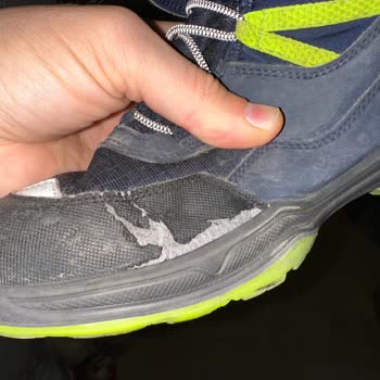 Boyner Mağazası'ndan Alınan Superfit Marka Ayakkabı İle Yaşanan Sorun