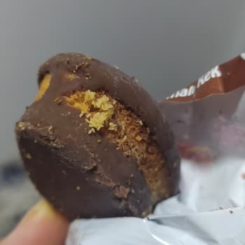 Eti Gıda Eti Pop Kek Kurtlu Çıktı