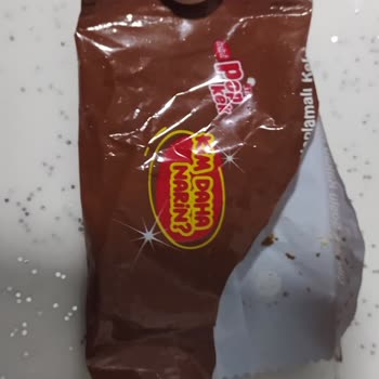 Eti Gıda Eti Pop Kek Kurtlu Çıktı