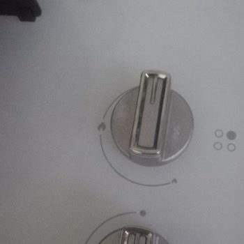 Arçelik Ocak Düğmesinin Rengi Atması