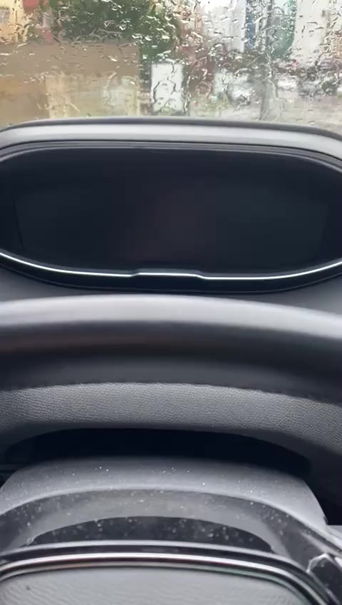 Screen Activation Delay in the Peugeot 3008 video cover