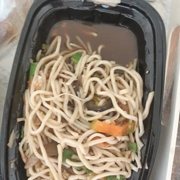 Yemeksepeti Bozuk Yemek Ve Dağılmış Olarak Gönderildi