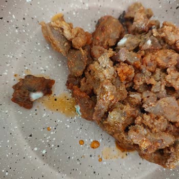 Sözen Meze Açılmamış Ürün Küfü Ve Ekşimesi