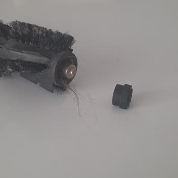 TCL робот-пылесос Sweeva 6000 Ошибка застревания вращающейся щетки