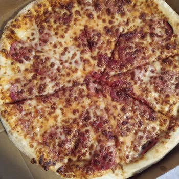 Pizza Bulls Sucuk-Pizza ist nicht mehr von Margarita zu unterscheiden