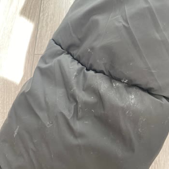 Mavi Çok Kötü Bir Mont!