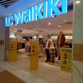 LCW Firmasına Yakışmıyor