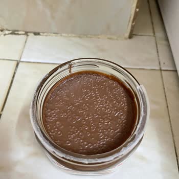 Nutella'nın İçindeki Noktalar