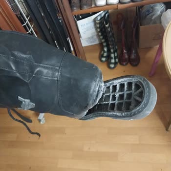 Tonny Black Kalitesiz Bot, 1 Ayda Yırtıldı!