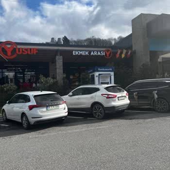 İş Bankası ATM Si Paramı Yuttu Çocuğumun Okul Taksiti. Mağdurum