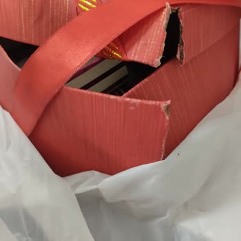 May Life Plaza Kargom Kırık Ve Ezilmiş Geldi