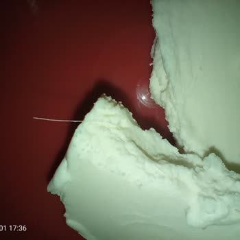 Ülker Bizim Margarin Yağ İçerisinde Cisim