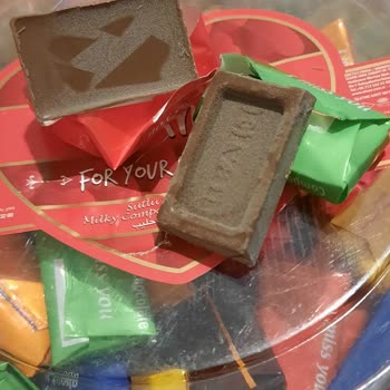 Elvan Gıda İstanbul Avcılar Şubesinden Alınan Çikolatanın Bozuk Çıkması