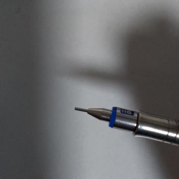 Faber-Castell Kalemin Ucu Yamuk