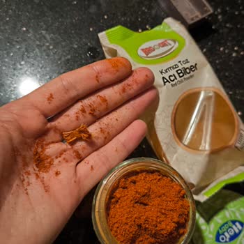 Migros Bağdat Baharat Acı Toz Biberden Yabancı Cisim Çıktı