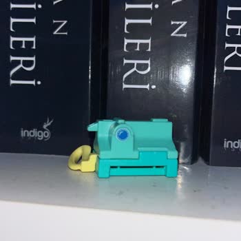 Kinder Joy Kötü Oyuncaklar