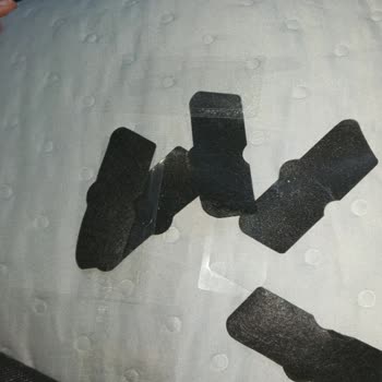 Gratis Siyah Nokta Bandı